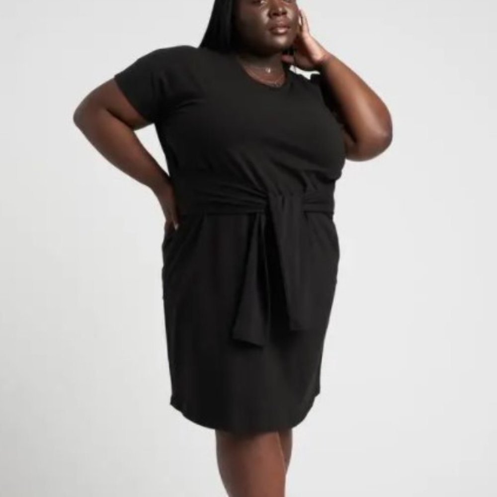 NWT Universal Standard Misa Dress in Black